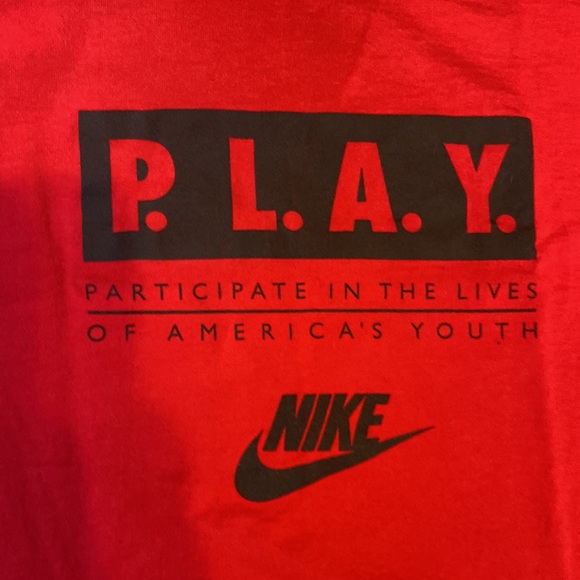 Vintage Nike Sports Tee - Picture 2 of 3